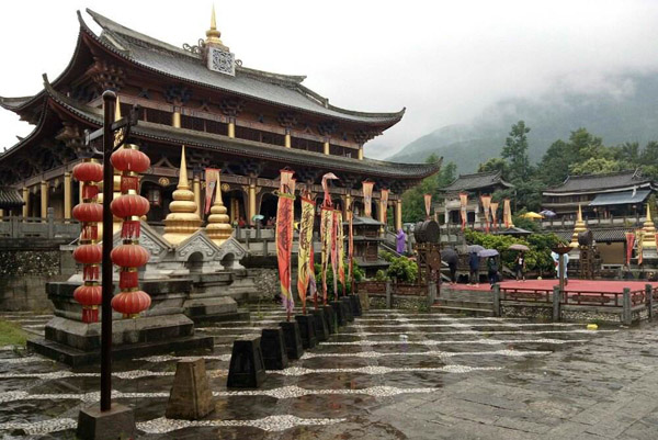 重庆到大理天龙八部影视城旅游www.023yts.com