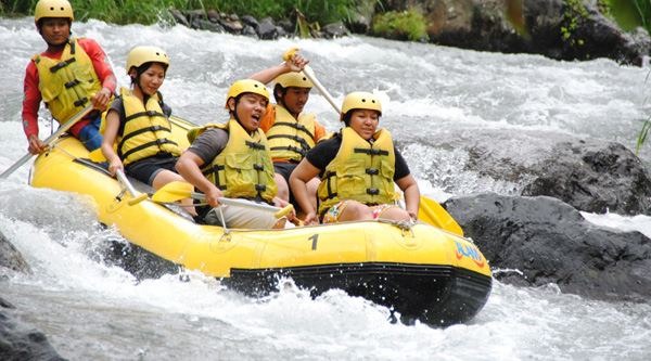【涪陵】清溪梦幻三漂、红酒小镇一日游(含漂流+换乘车)