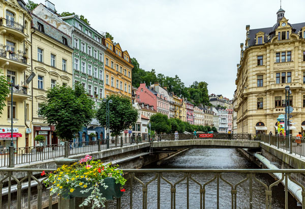 恋恋东欧捷克+奥地利+匈牙利3国13天游(成都往返/可配联运)