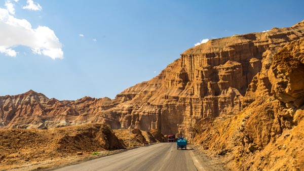 伊犁+独山子大峡谷+赛里木湖+果子沟+那拉提草原纯玩7日游(2-6人小包团/伊犁独美)