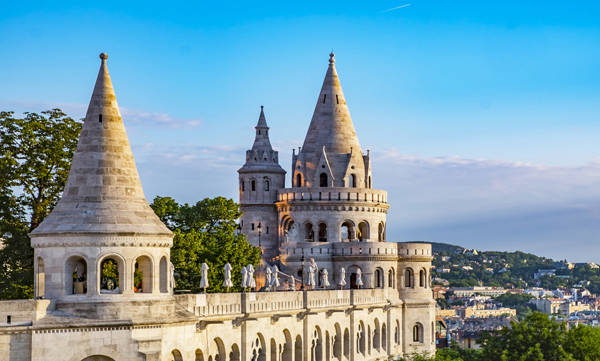 直飞东欧奥地利+捷克+匈牙利3国10天游(重庆起止/可配全国联运/帝国巡礼)