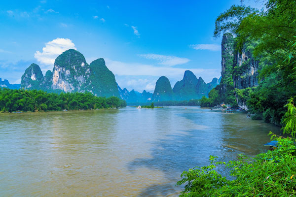 穿阅广西龙脊+阳朔双动5日游