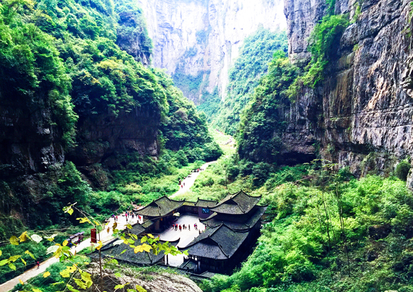 武隆全景天生三桥+仙女山+龙水峡地缝+芙蓉江+芙蓉洞纯玩2日游
