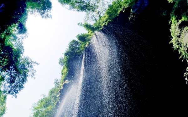 北碚金刀峡溪降、偏岩古镇1日游