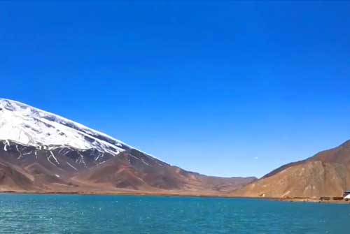 疆遇天山南北-南北疆环绕旅游专列17日精致之旅