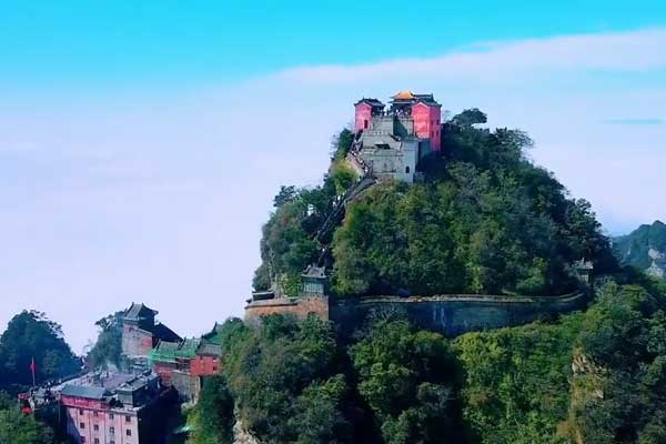 十堰武当山/武当山博物馆/太极湖汽车四日游