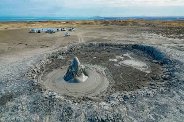 高加索三国阿塞拜疆、格鲁吉亚、亚美尼亚11日随心游(乌鲁木齐起止、可配全国联运)