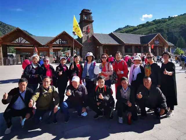 5月新疆老年小包团 5月新疆老年小包团